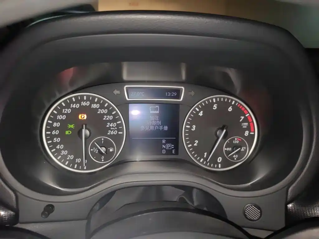 Mercedes-Benz B-Class — миниатюра 12