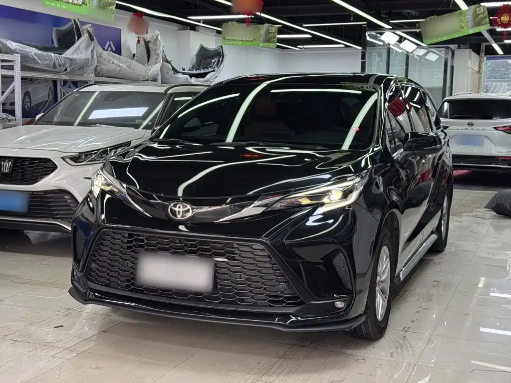 Toyota Granvia — миниатюра 23