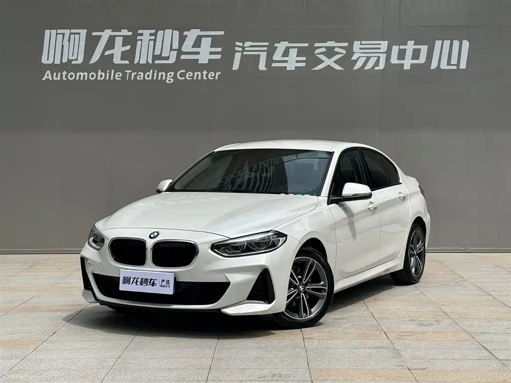 BMW 1 Series 2021