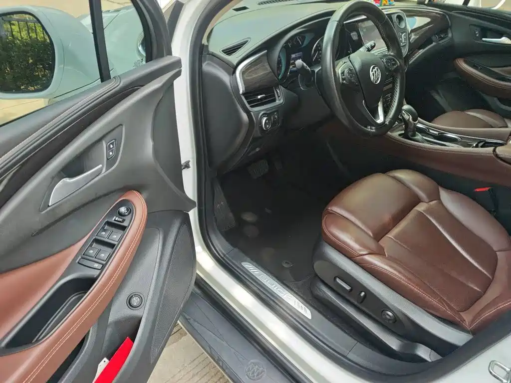 Buick Envision Plus — миниатюра 12
