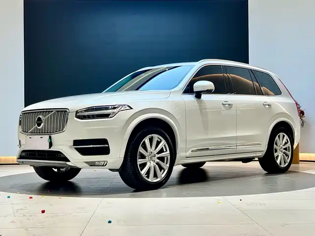 VOLVO XC90 2019