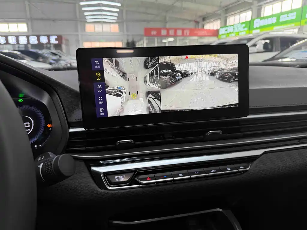 Geely Emgrand — миниатюра 13