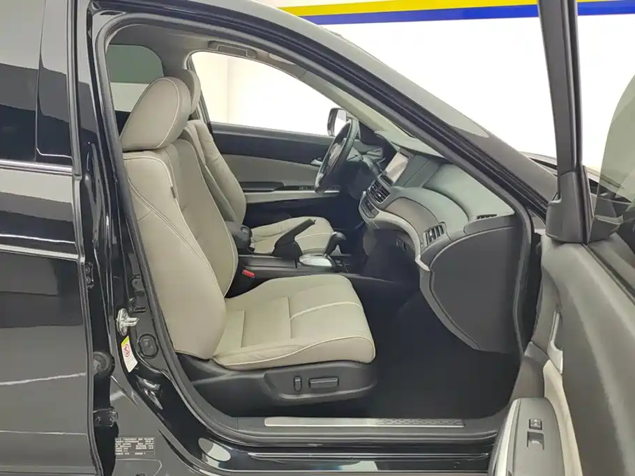 Honda Crosstour — миниатюра 8