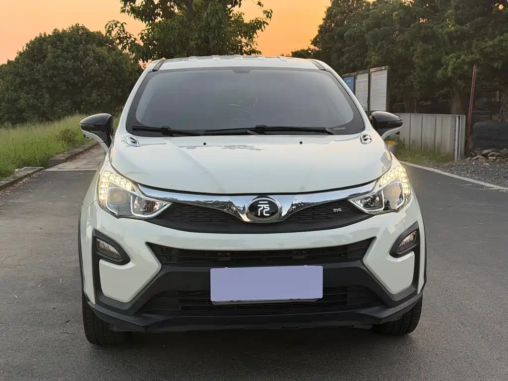 BYD Yuan — миниатюра 2