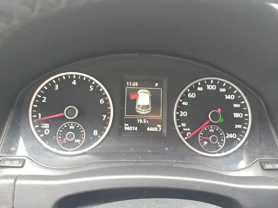 Volkswagen Tiguan — миниатюра 14