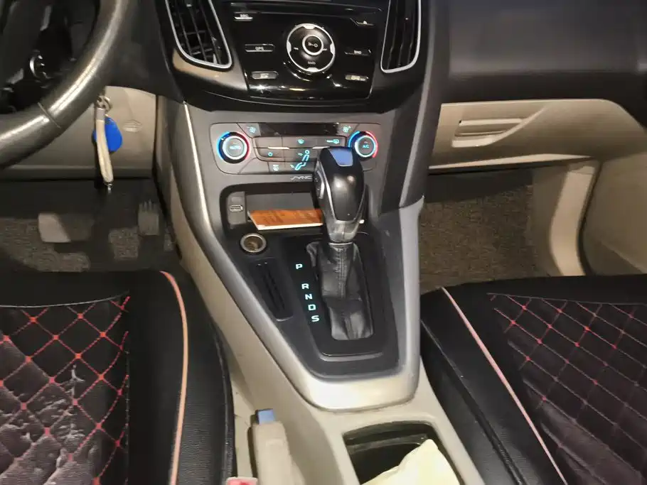 Ford Focus — миниатюра 16