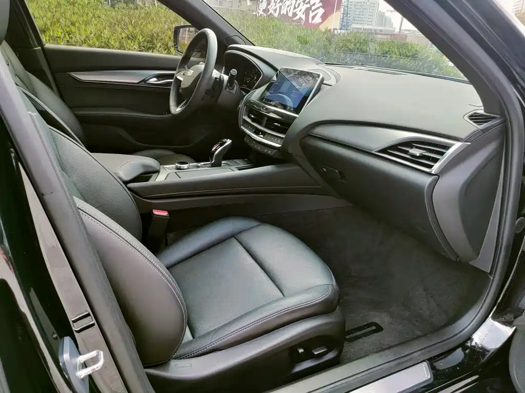 Cadillac CT5 — миниатюра 19