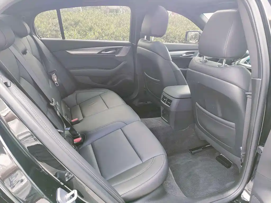 Cadillac CT5 — миниатюра 17