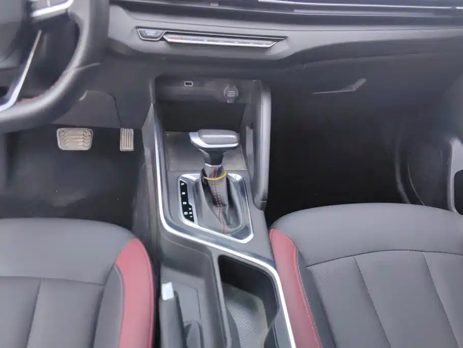 Geely Vision X3 — миниатюра 16