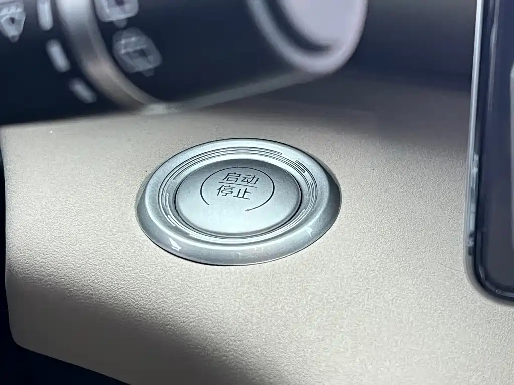 BYD Dolphin — миниатюра 14