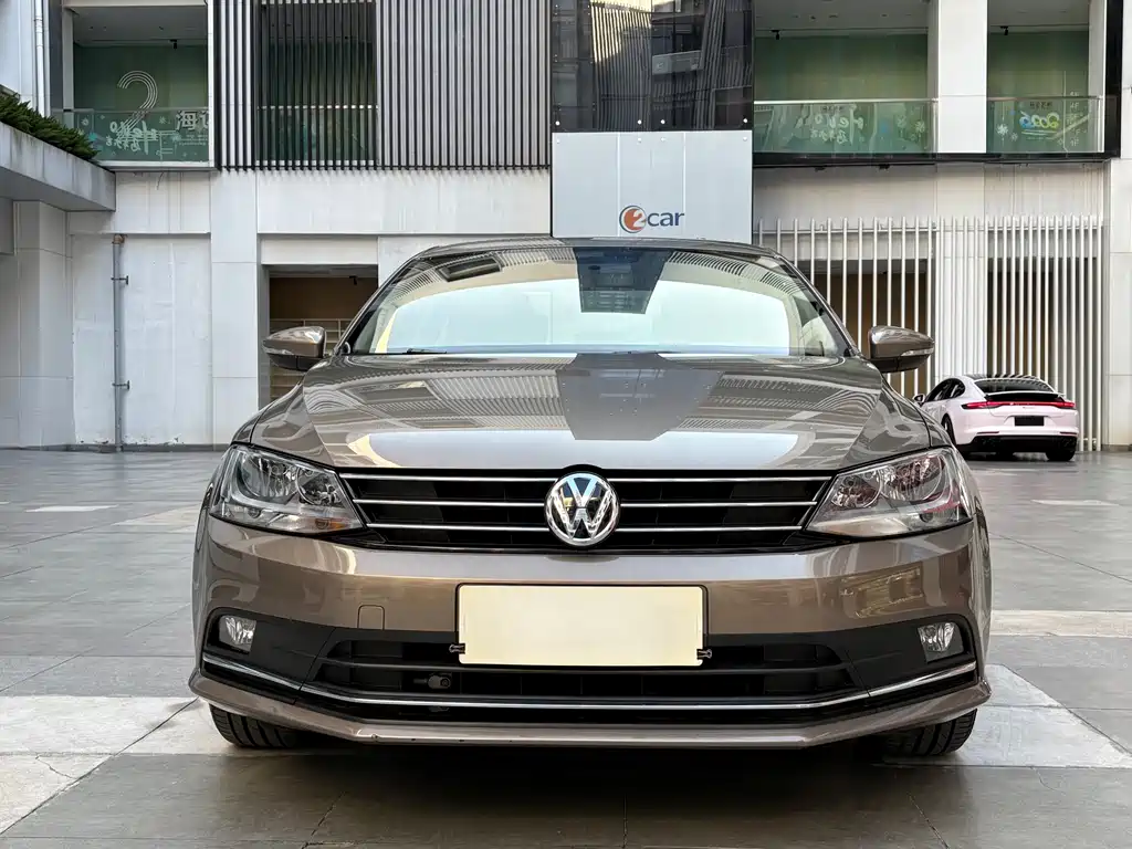 Volkswagen Sagitar — миниатюра 2