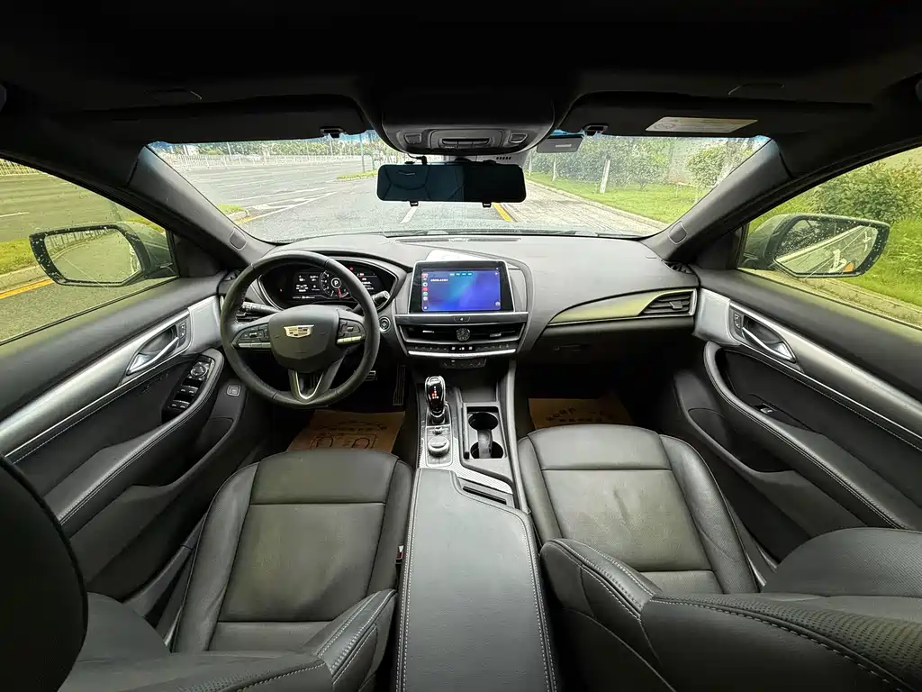 Cadillac CT5 — миниатюра 14