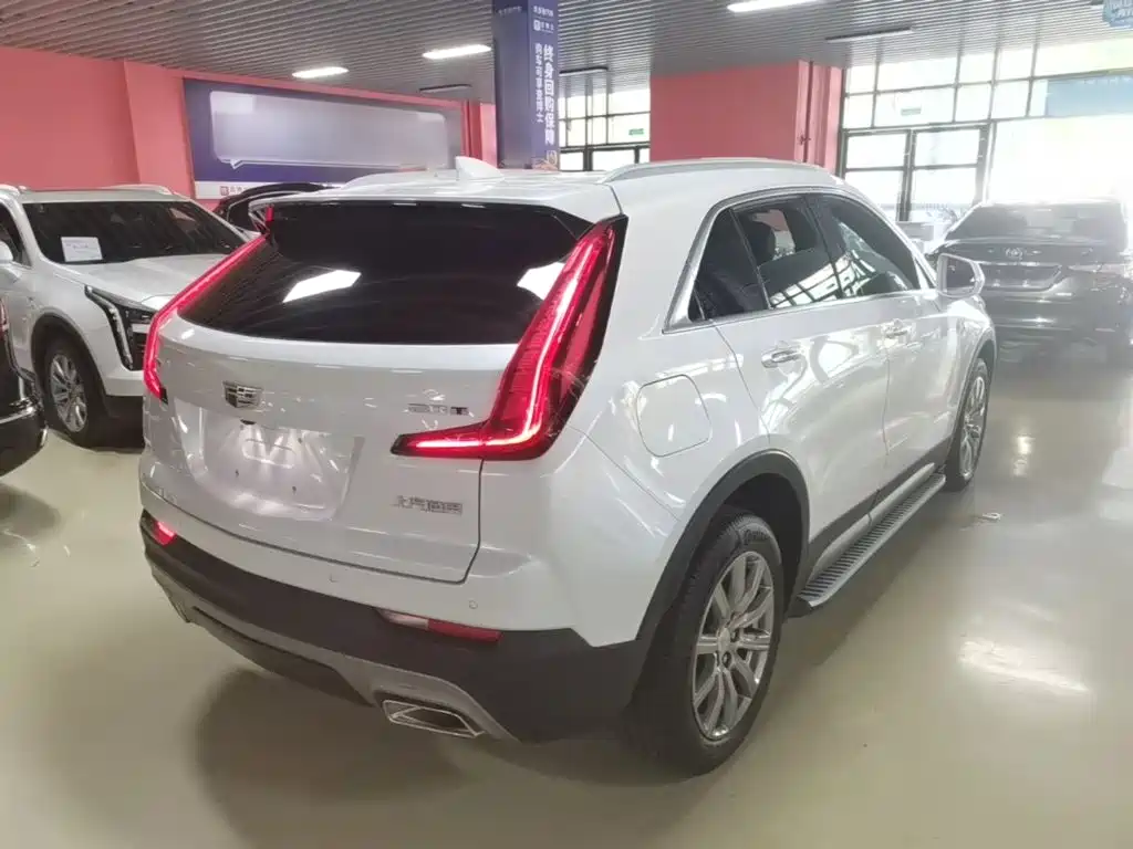 Cadillac XT4 — миниатюра 7