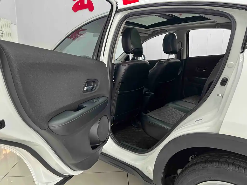 Honda Vezel — миниатюра 15