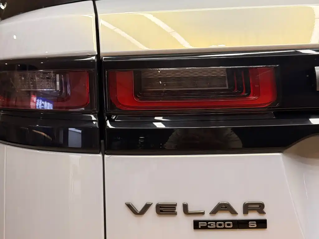 Land Rover Velar — миниатюра 9