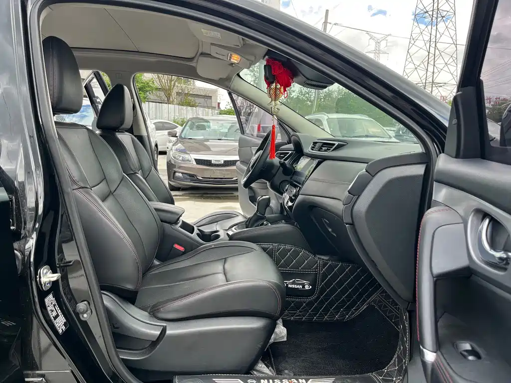 Nissan Qashqai — миниатюра 9