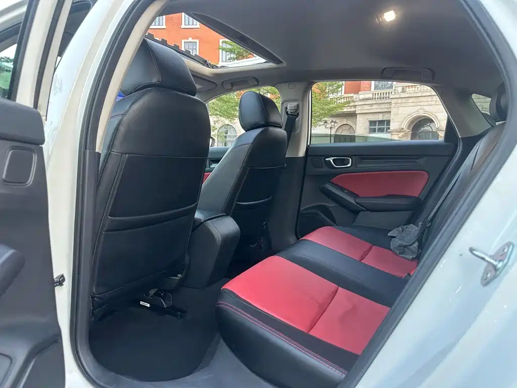 Honda Civic — миниатюра 12