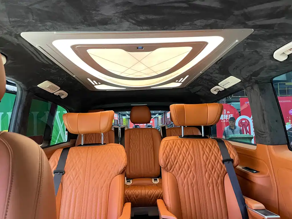 Mercedes-Benz Vito — миниатюра 10