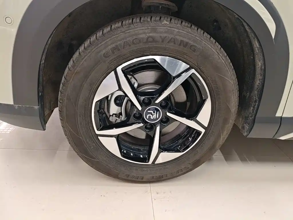 BYD Yuan UP — миниатюра 23