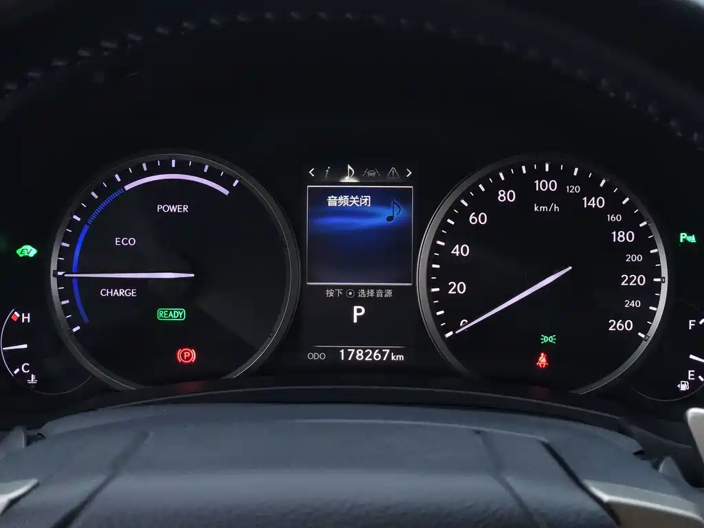 Lexus NX — миниатюра 12