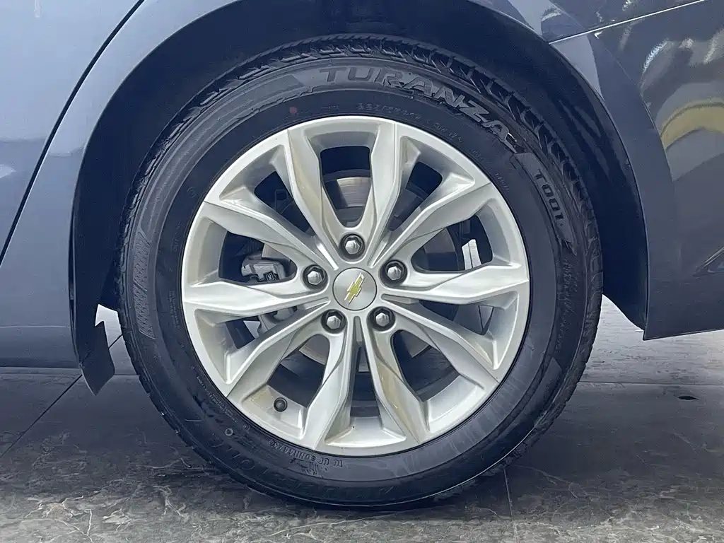 Chevrolet Malibu XL — миниатюра 8