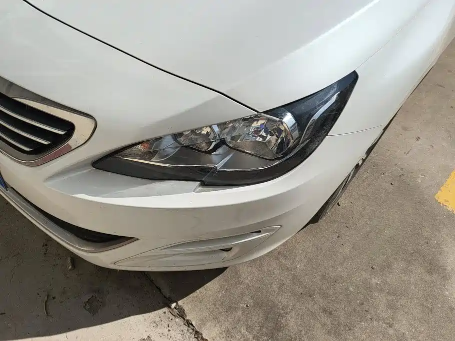 Peugeot 408 — миниатюра 5