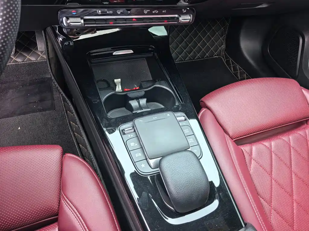 Mercedes-Benz A-Class — миниатюра 14