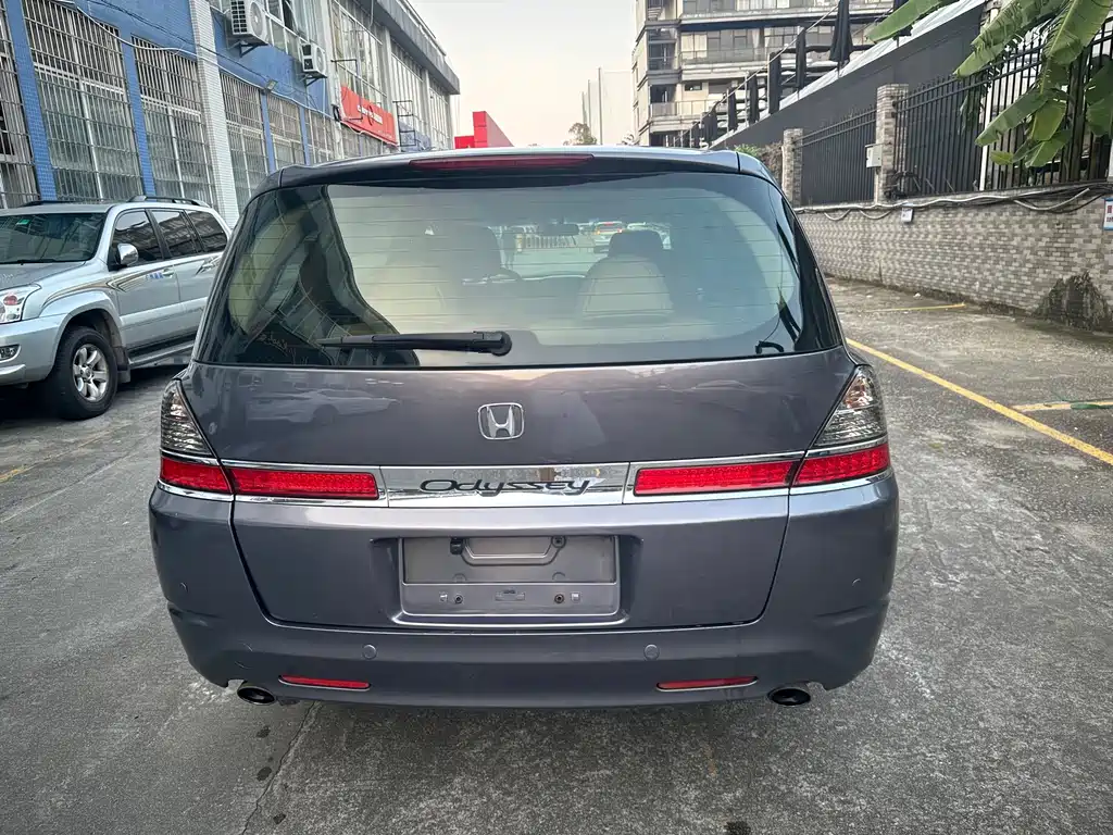 Honda Odyssey — миниатюра 7