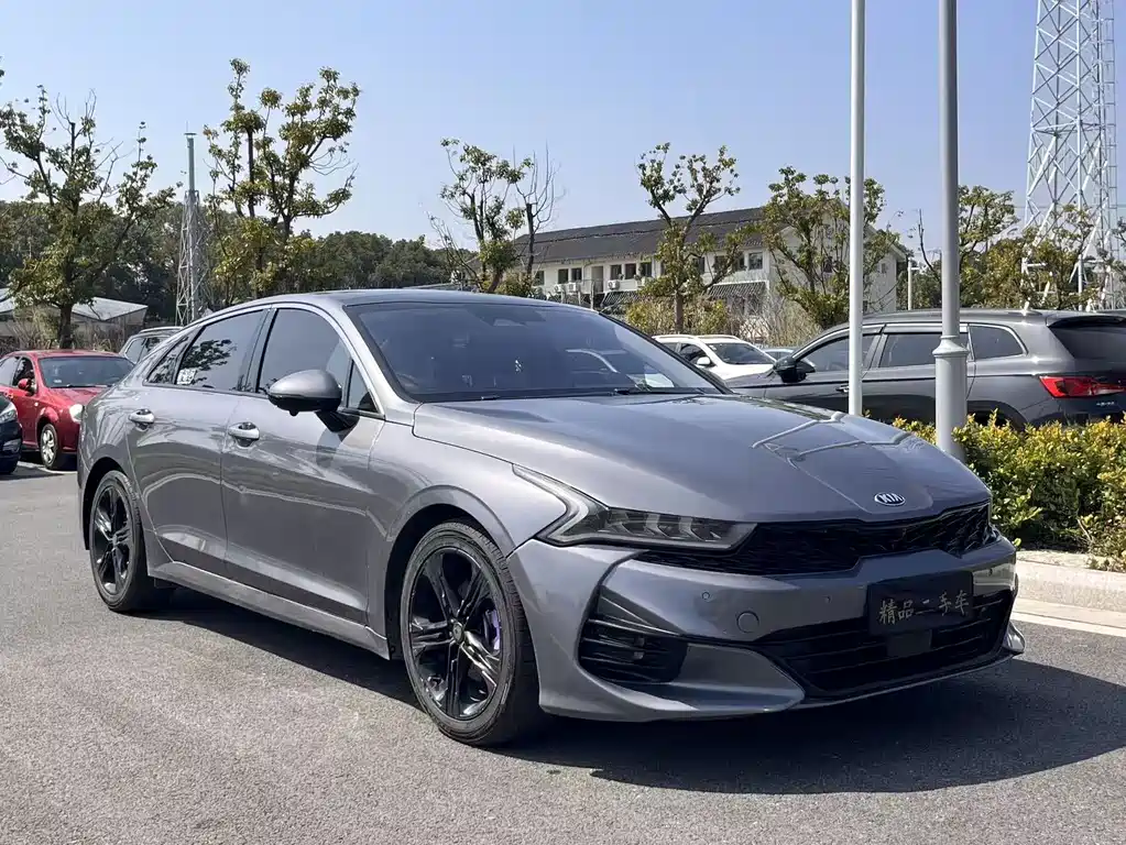 Kia K5 — миниатюра 3