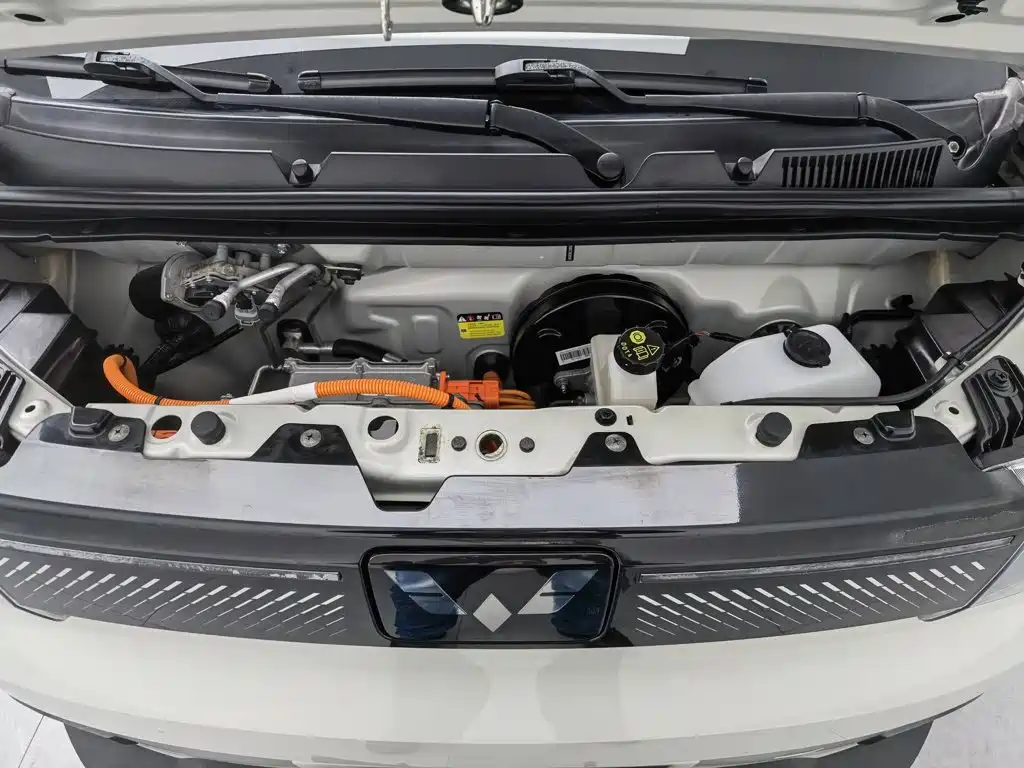 Wuling MINIEV — миниатюра 6