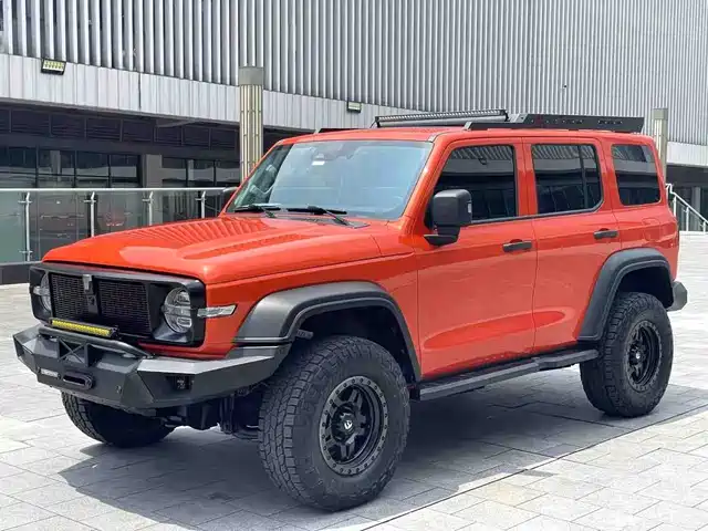 2022 TANK 300
