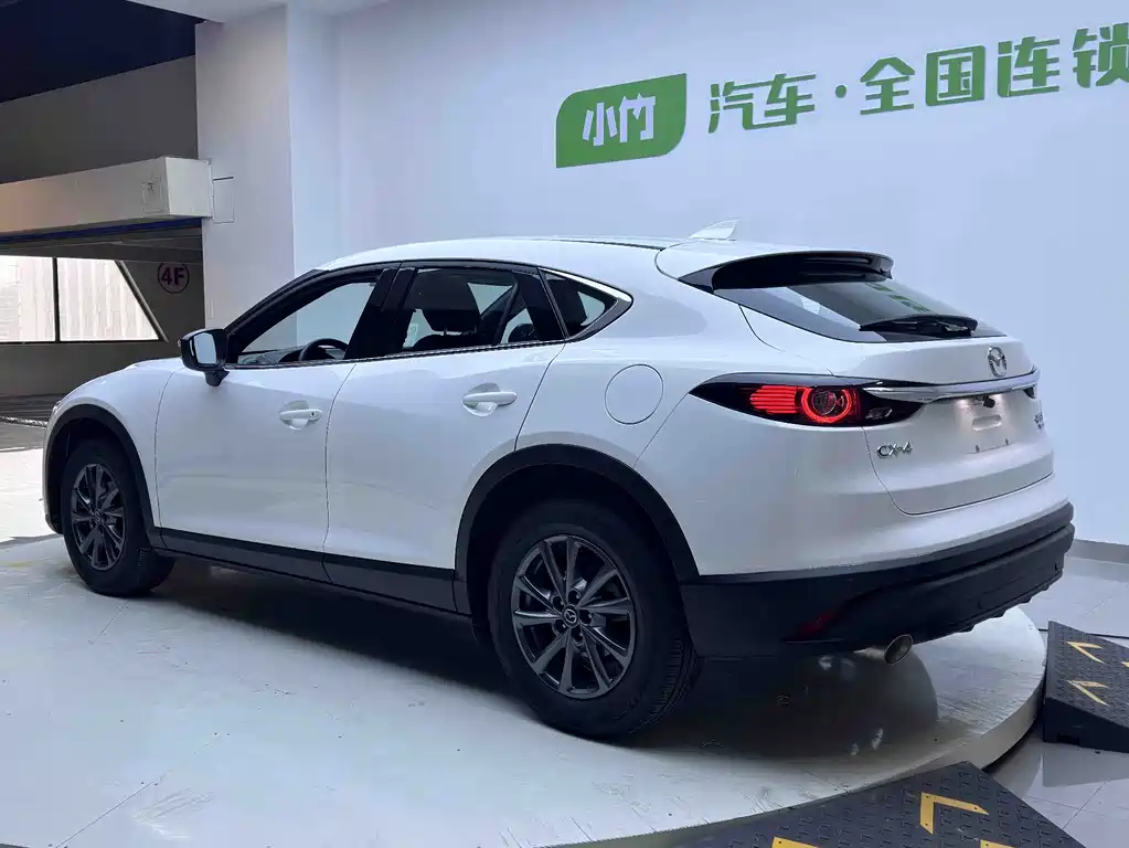 MAZDA CX 4