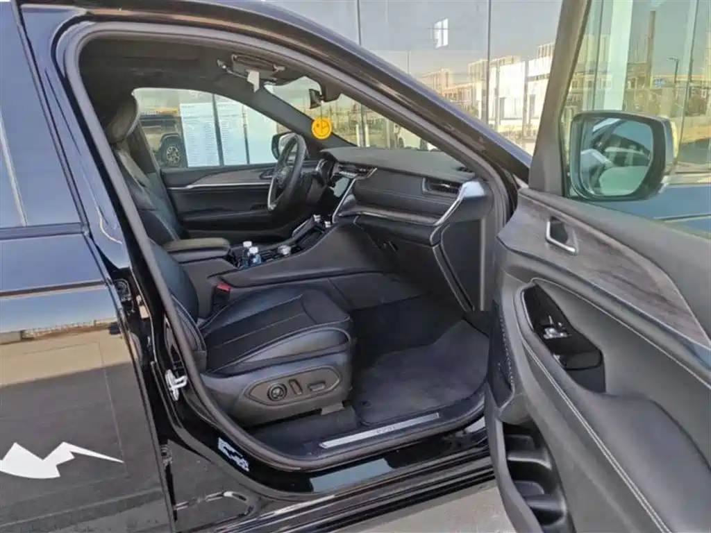 JEEP GRAND CHEROKEE 4XE