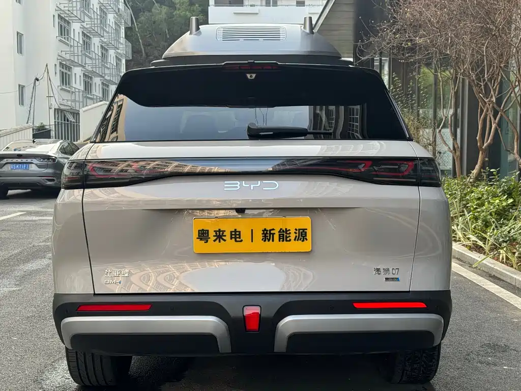 BYD SEA LION 07 DM I