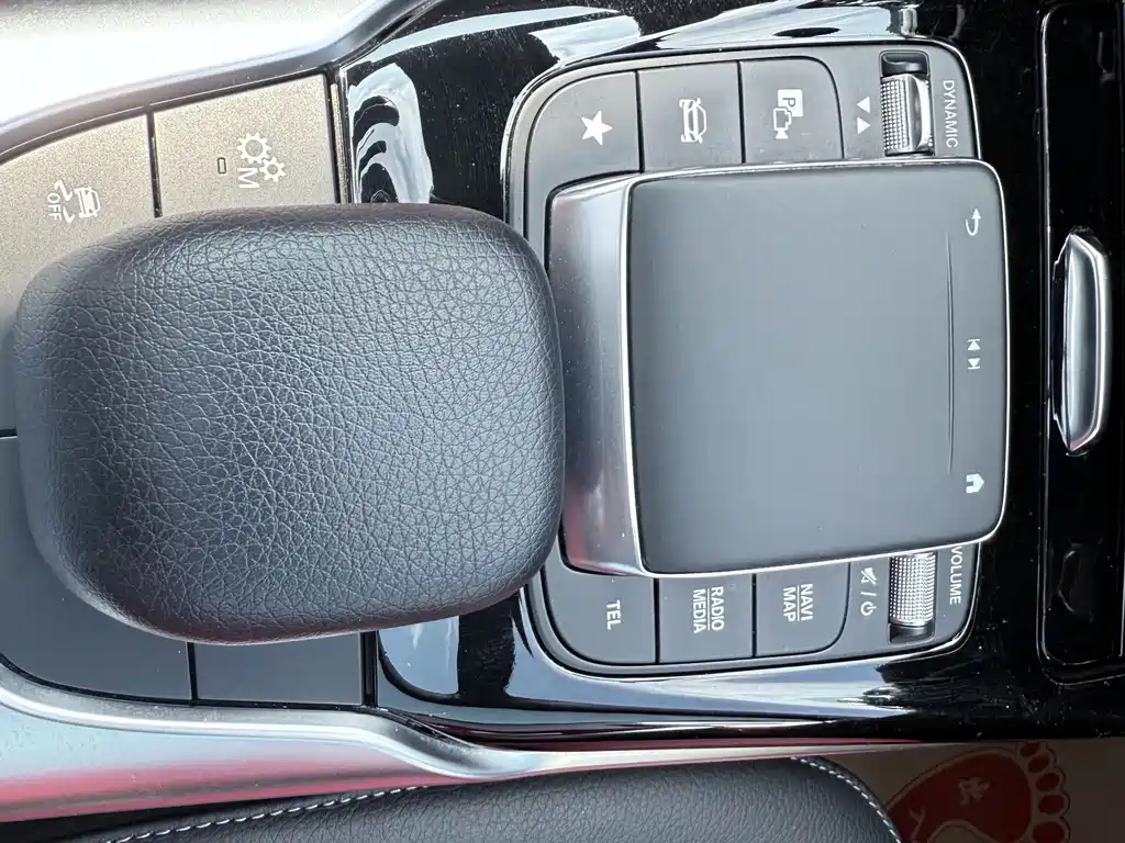 MERCEDES-BENZ CLA AMG