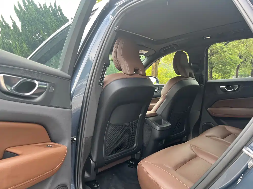 Volvo XC60 — миниатюра 13
