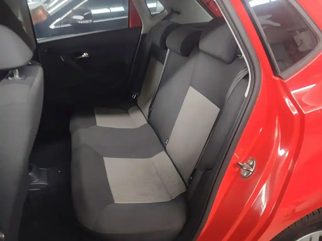 Volkswagen Polo — миниатюра 17