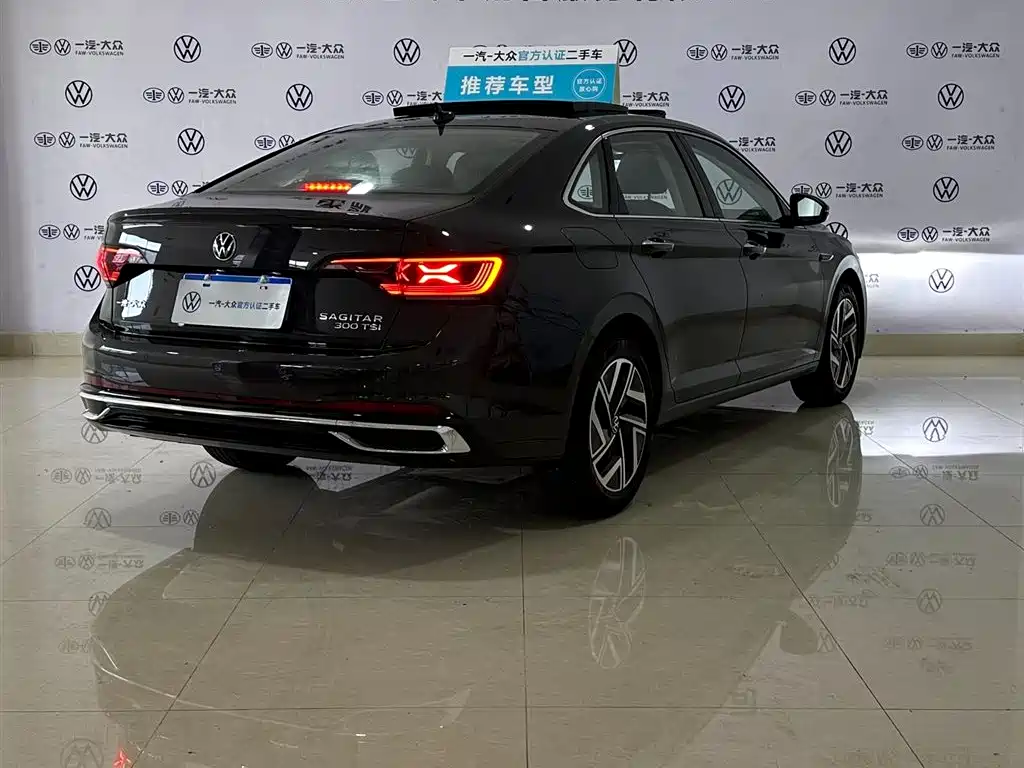 Volkswagen Sagitar — миниатюра 5