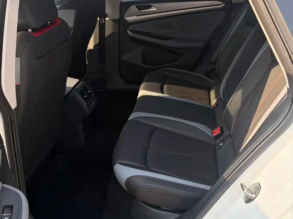 Volkswagen Lamando — миниатюра 8
