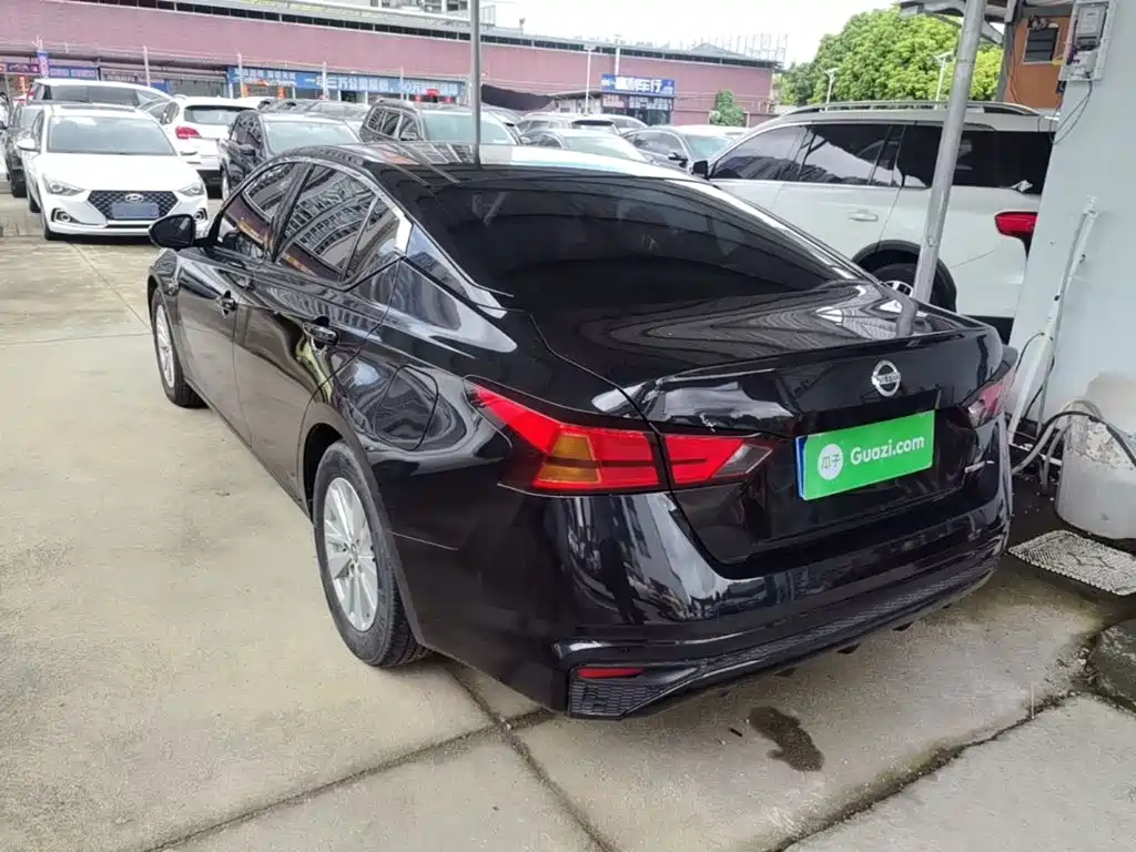 Nissan Teana — миниатюра 5