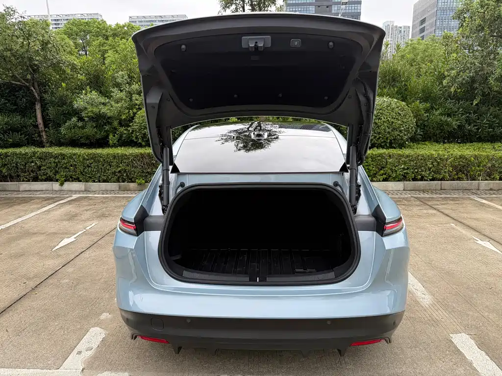 NIO ET5 — миниатюра 20