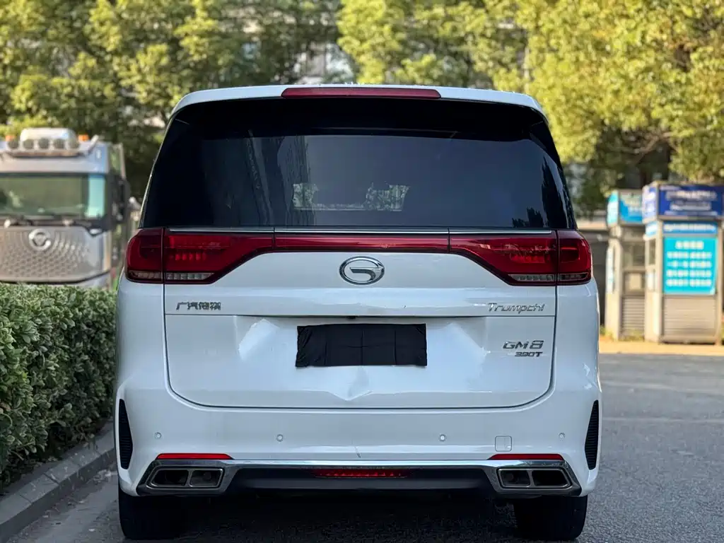 GAC TRUMPCHI M8