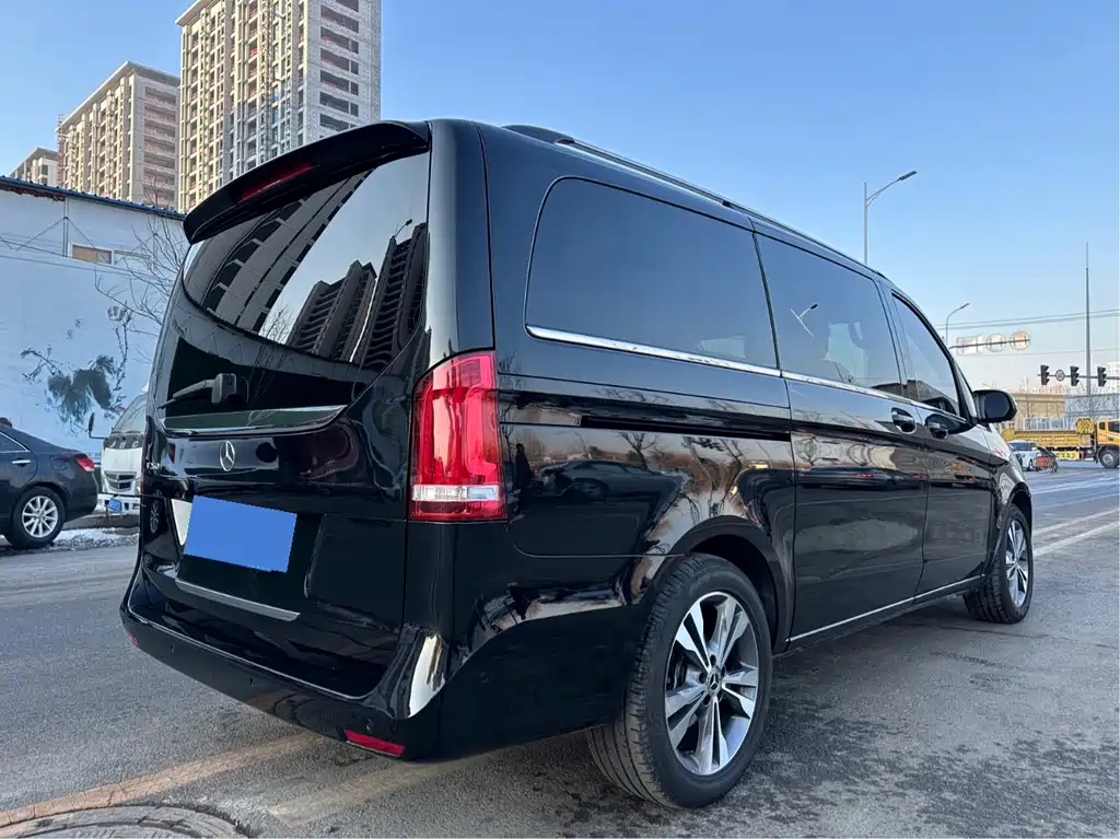 MERCEDES-BENZ V CLASS