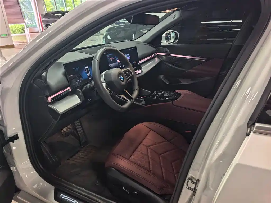BMW 5 Series 5 2025 530Li Lead M Sport