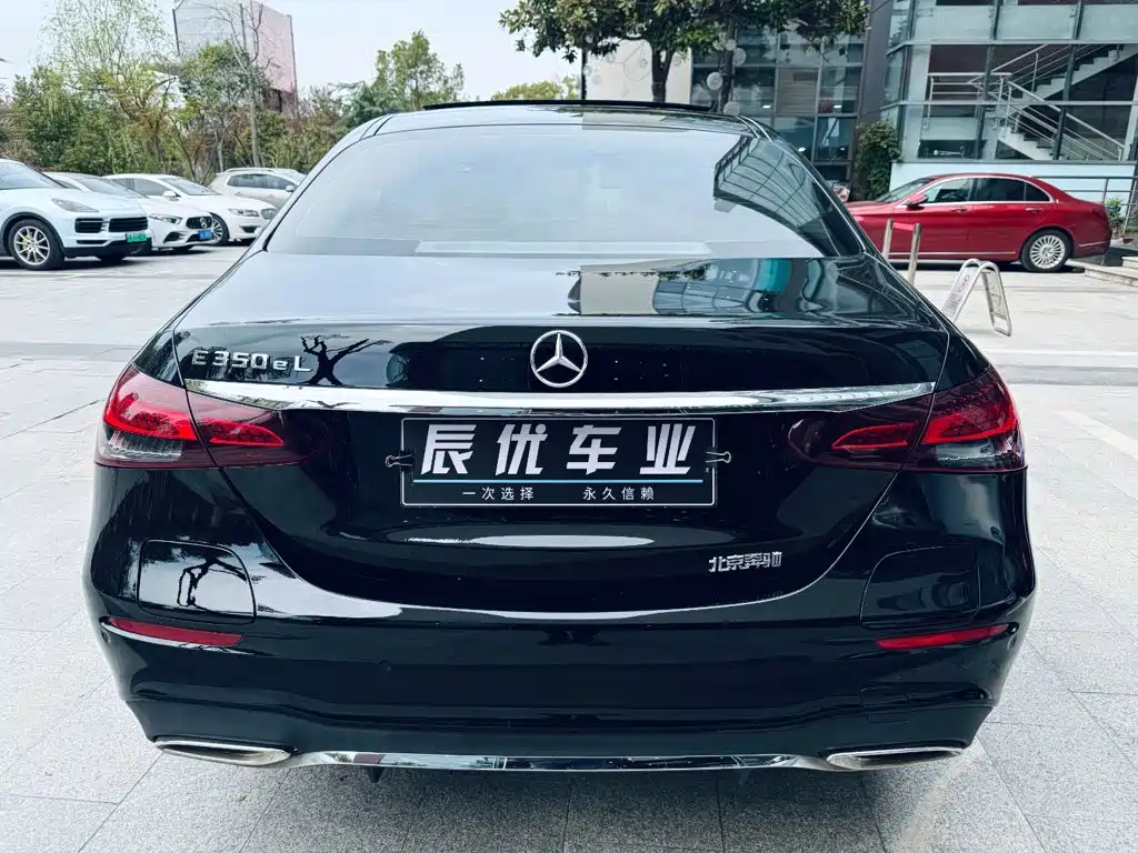 Mercedes-Benz E-Class New Energy — миниатюра 8
