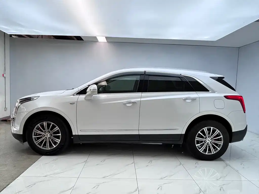 Cadillac XT5 — миниатюра 4