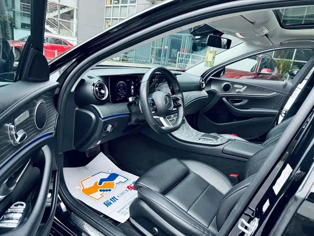 Mercedes-Benz E-Class New Energy — миниатюра 12