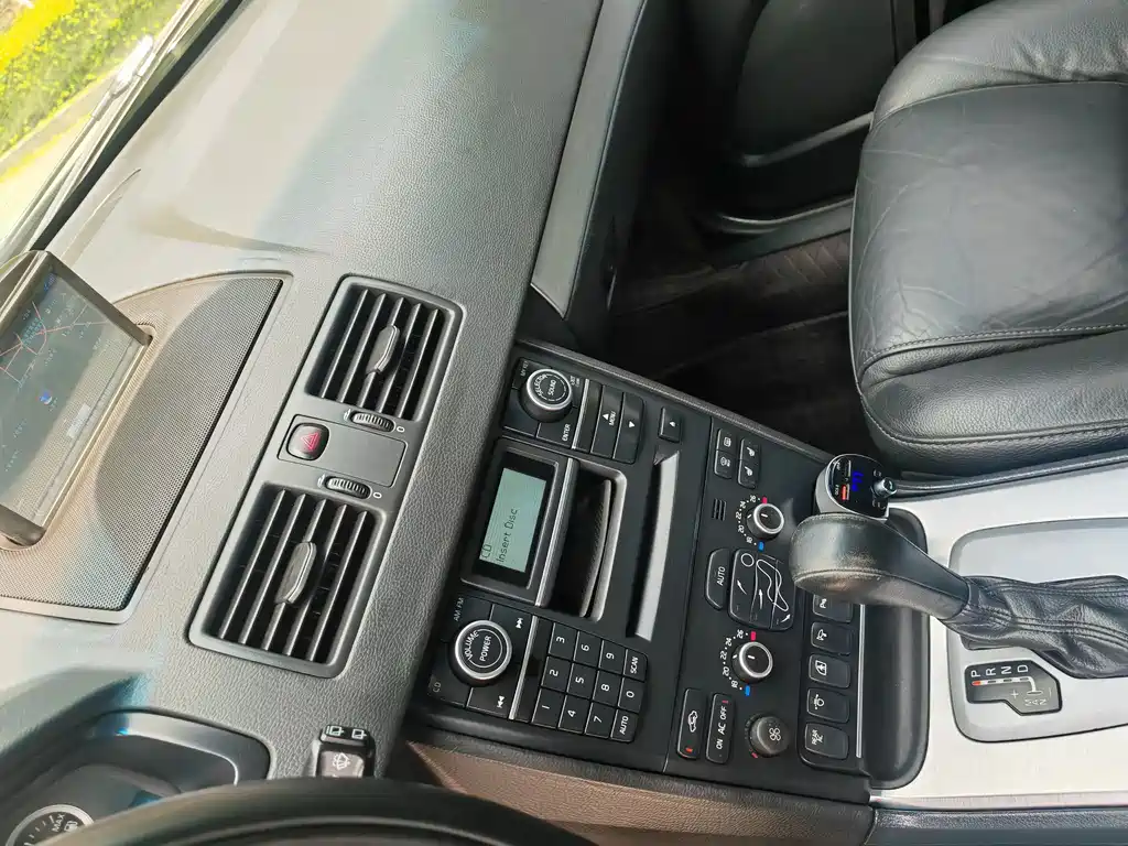 Volvo XC90 2.5T T5 Luxury Edition, фото 13