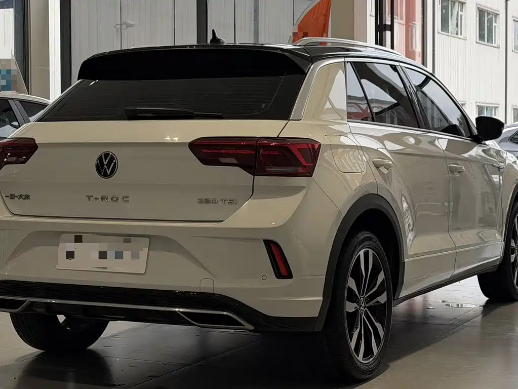 Volkswagen T-Roc — миниатюра 7