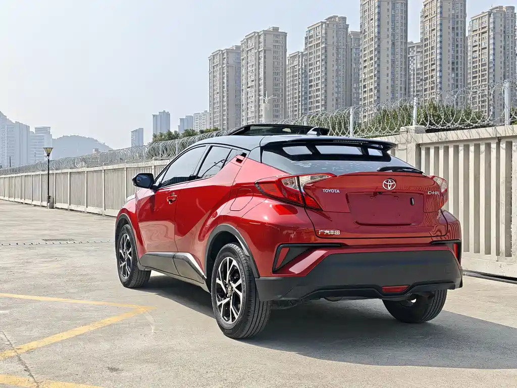 TOYOTA C HR